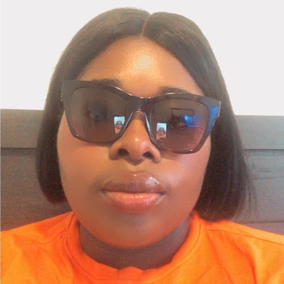 DG Sunglasses - Picture 2 of 6